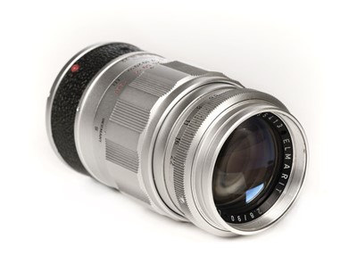 Lot 105 - Leica Elmarit-M 90mm f/2.8 chrome lens from 1960
