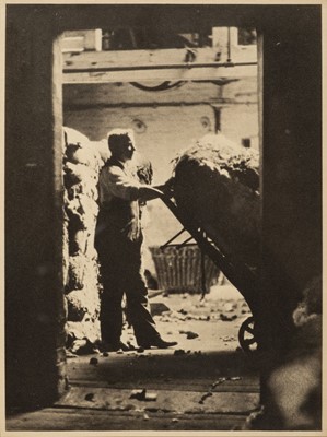 Lot 37 - Coburn (Alvin Langdon). Scarti di Cotone, Manchester, 1920