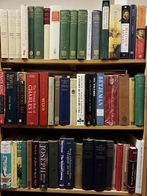 Lot 355 - History. A large collection of modern history reference