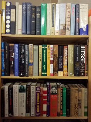 Lot 359 - History. A large collection of modern history reference & biography