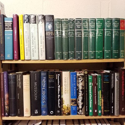 Lot 334 - History. A large collection of modern history reference