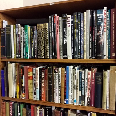 Lot 353 - Military. A collection of modern military history & reference