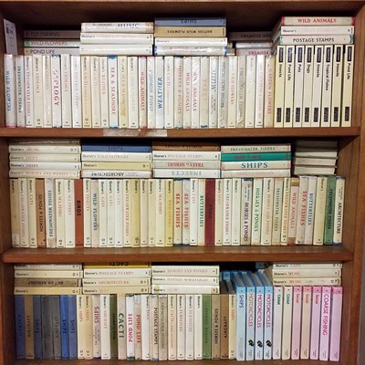 Lot 370 - Observers. An extensive collection of approximately 1050 volumes