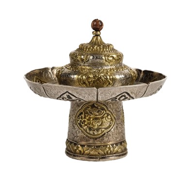 Lot 187 - Cup. A fine 19th century Tibetan silver cup and cover