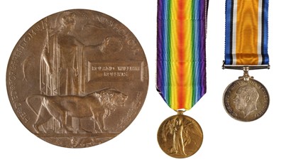 Lot 27 - Wiltshire Regiment. A WWI casualty group to Pte R.W. Roberts