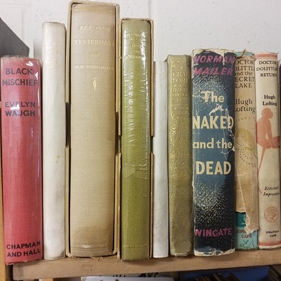 Lot 728 - Modern Fiction. A collection of modern fiction, poetry & 1st editions