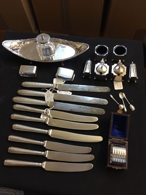 Lot 128 - Mixed Silver. A mixed collection of silver items