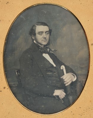 Lot 124 - Cased Images. A group of 3 quarter-plate daguerreotypes, c. 1850s