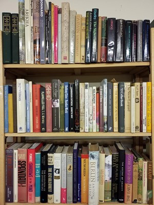 Lot 415 - Miscellaneous Reference. A large collection of modern miscellaneous literature & art reference