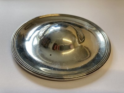 Lot 60 - Wine Funnel Stand. Silver stand by T, Wallis & J. Hayne, London 1810