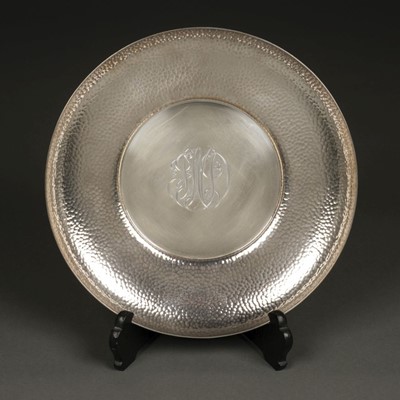 Lot 15 - Bowl. A Japanese silver bowl by Miyamoto Shoko circa 1970