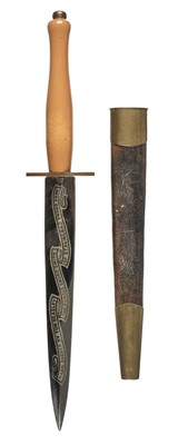 Lot 435 - Tom Beasley Commando Fighting knife