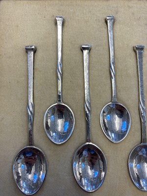 Lot 38 - Omar Ramsden. Cased silver tea and coffee spoons
