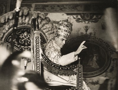 Lot 198 - Seymour (David, 'Chim', 1911-1956). A group of four photographs of figures at the Vatican