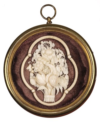Lot 50 - Dieppe Ivory. 19th century Dieppe ivory floral carving