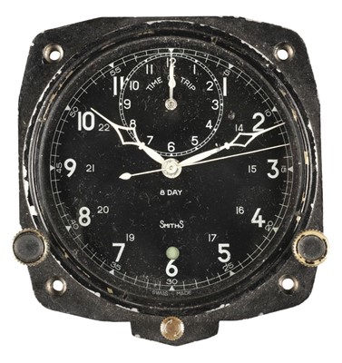 Lot 404 - Cockpit Clock. An RAF V308 'time of trip' aircraft cockpit clock by Smiths 1953