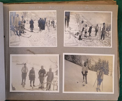 Lot 70 - Military Photographs. An assorted collection of military and other photos, late 19th & early 20th c.