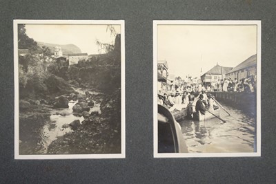 Lot 60 - India. An album of 190 mounted platinum prints