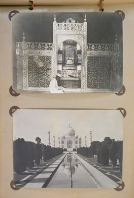 Lot 62 - India. An assorted group of 7 photograph and snapshot albums, circa 1890s/1940s
