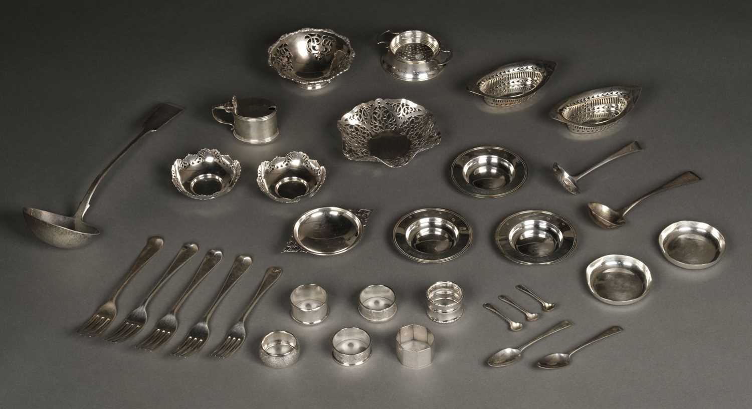 Lot 16 - Mixed Silver