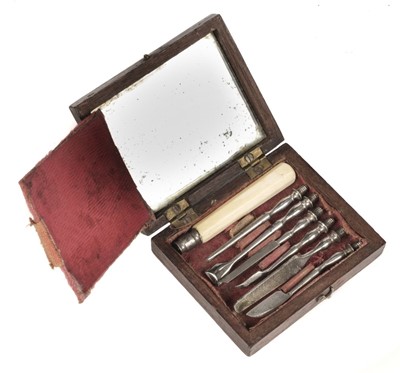 Lot 89 - Dental Hygiene Set. Victorian dental set