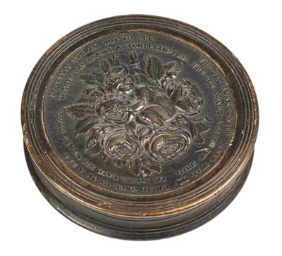 Lot 69 - Snuff Box. 19th century pressed horn snuff box