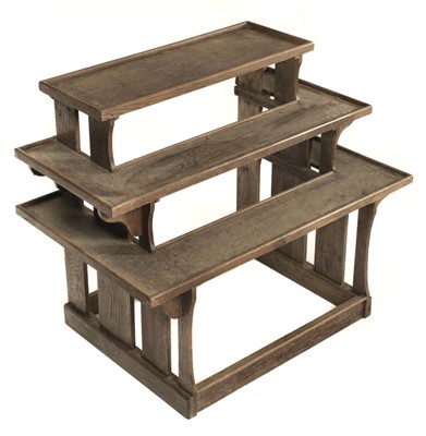Lot 218 - Plant Stand. Aesthetic oak plant stand