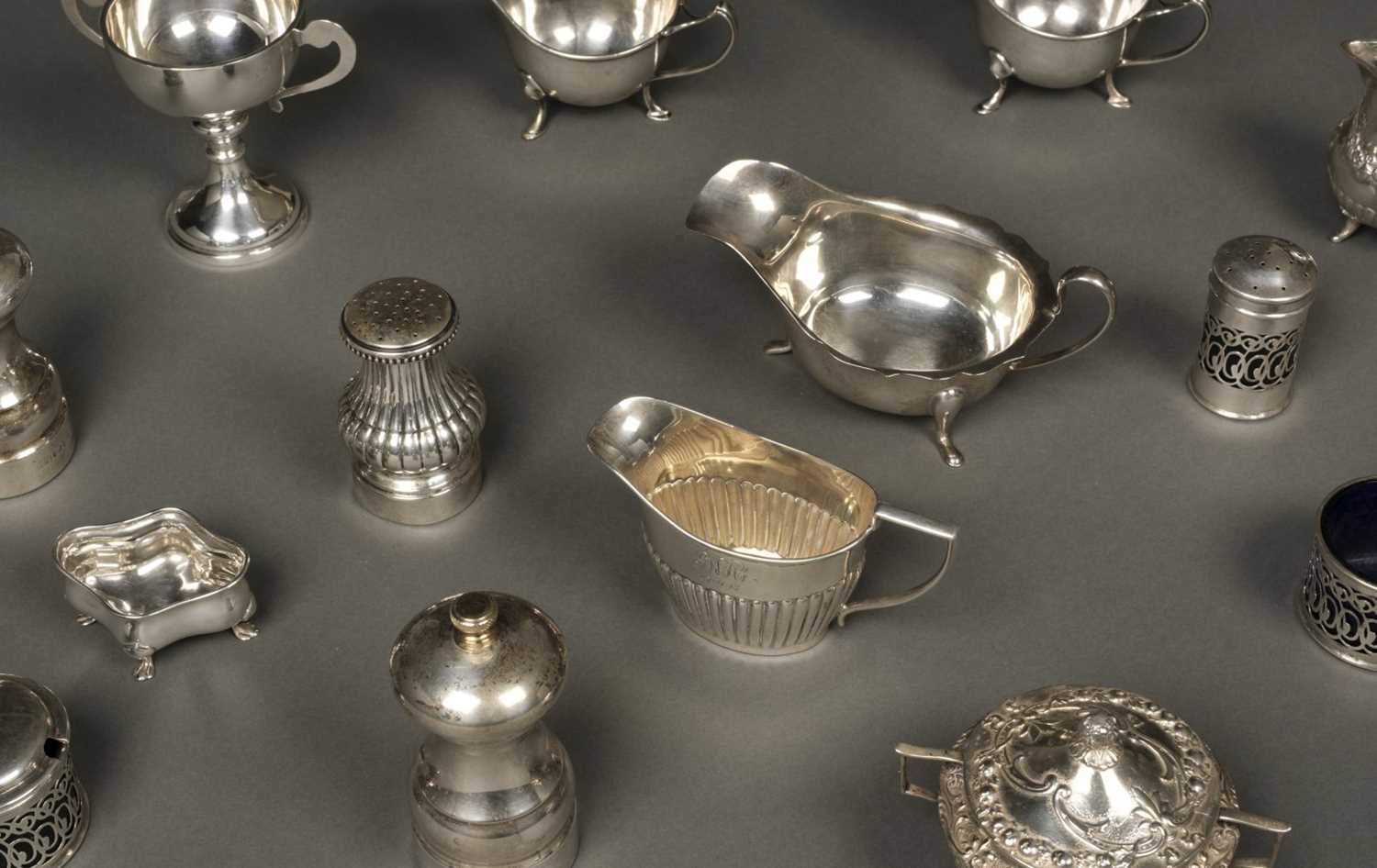 Lot 17 - Mixed Silver