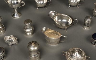 Lot 17 - Mixed Silver