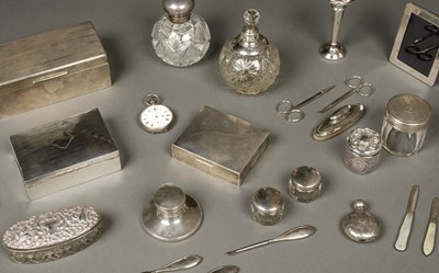Lot 18 - Mixed Silver