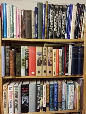 Lot 592 - Military. A large collection of modern American Civil War, Boer War & military reference
