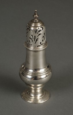 Lot 216 - Sugar Caster. A George III silver sugar caster