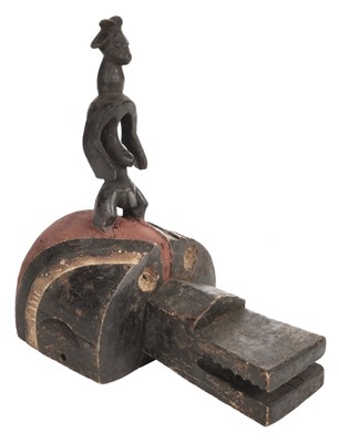 Lot 322 - Nigeria. A carved wood Mumuye helmet mask