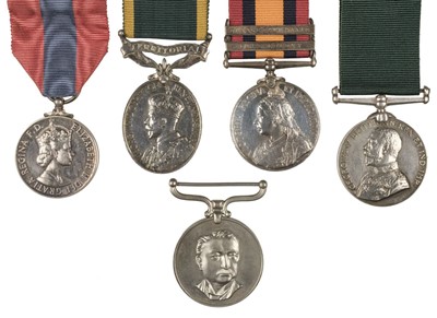 Lot 275 - Bullock. Various Medals including Queen's South Africa