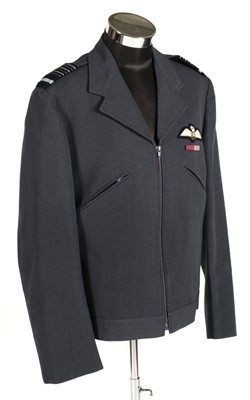 Lot 106 - RAF Uniform. A post-WWII RAF uniform of an Air Chief Marshal