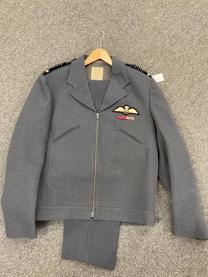 Lot 106 - RAF Uniform. A post-WWII RAF uniform of an Air Chief Marshal