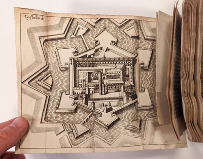 Lot 25 - Leiden. Les delices de Leide, une des célébres villes de l'Europe, 1712