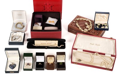 Lot 382 - Mixed Jewellery. 9ct gold dress rings and other items