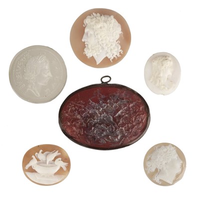 Lot 331 - Grand Tour. A glass intaglio circa 1850 in Hunt & Roskell box and others