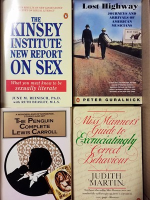 Lot 375 - Penguin Paperbacks. A large collection of approximately 600 non-fiction penguin paperbacks