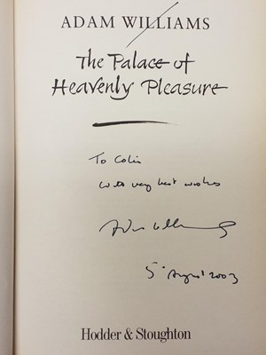 Lot 373 - Modern 1st Edition Fiction. A collection of signed modern 1st edition fiction