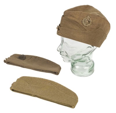 Lot 145 - Royal Flying Corps. WWI RFC side caps