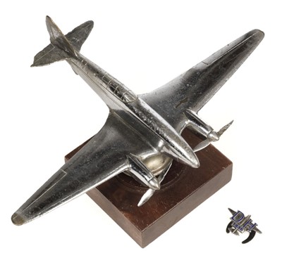 Lot 61 - Comet Racer. A DH-88 car mascot circa 1935