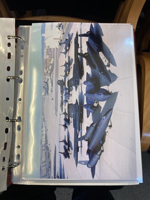 Lot 27 - Lockheed SR.71 Blackbird and U-2/TR.1 Photo Archive