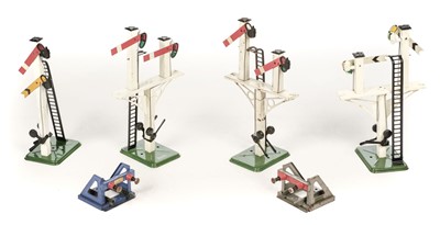 Lot 251 - Model Rail. A collection of Hornby Series 0 Gauge model rail
