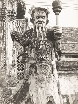 Lot 186 - World Travel. A group of approximately 900 photographs of world travels by a French photographer