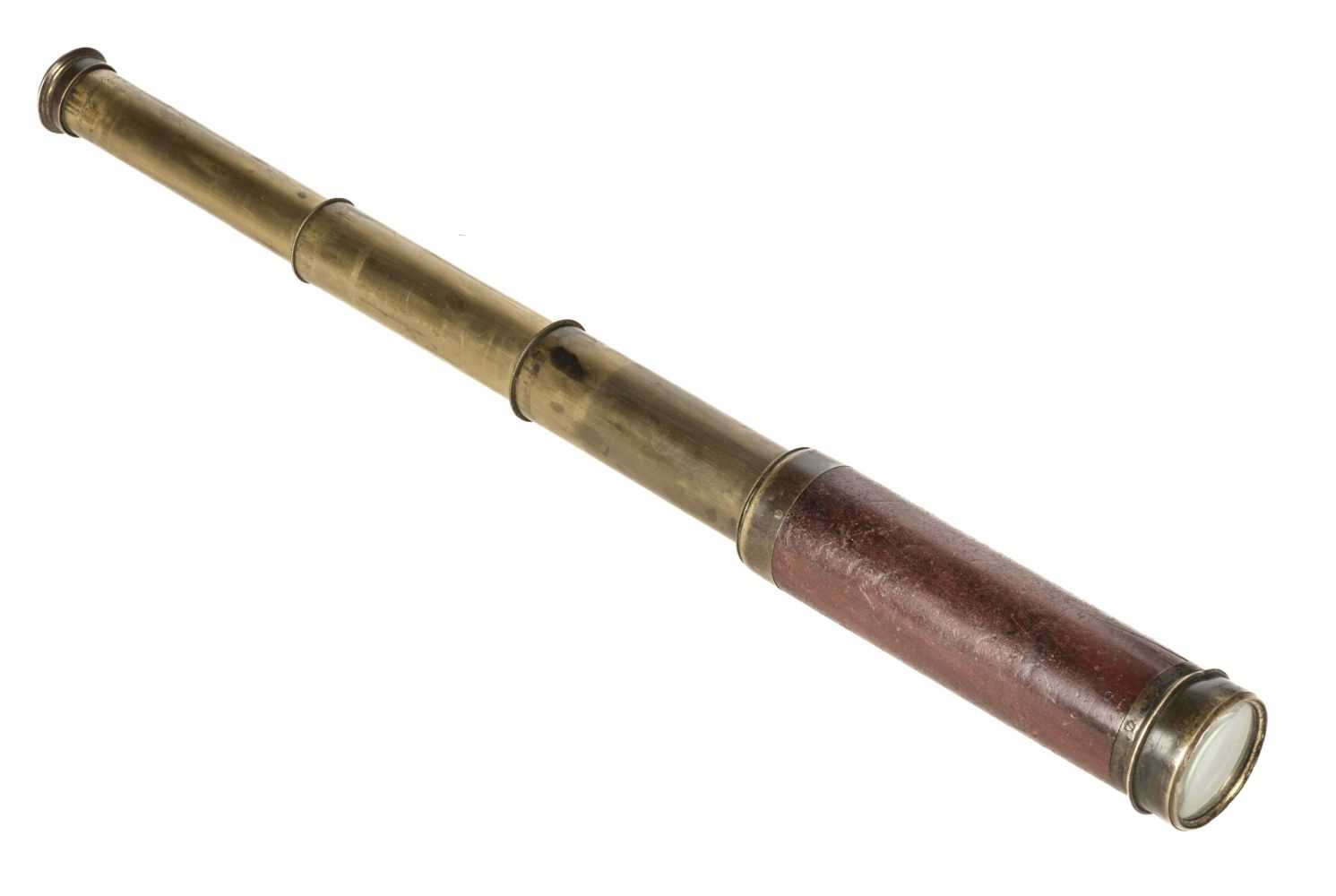 Lot 31 - Telescope. A George III three-drawer brass and mahogany telescope by Alexander Wellington