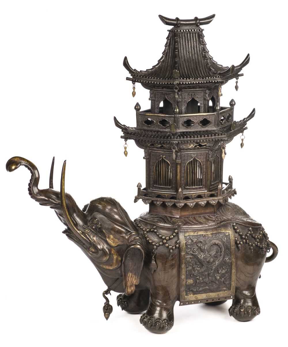 Lot 35 - Japanese Elephant. A Japanese bronze elephant, Meiji period (1868-1912)