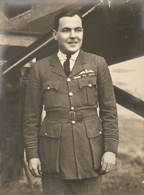 Lot 495 - Royal Air Force. Squadron Leader Arthur Gordon Jones-Williams
