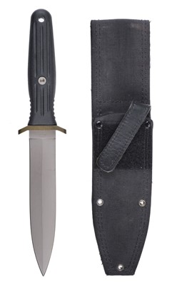Lot 61 - Applegate Knife.  A Boker Applegate Fairbairn "Fighting Knife", serial number '7739'
